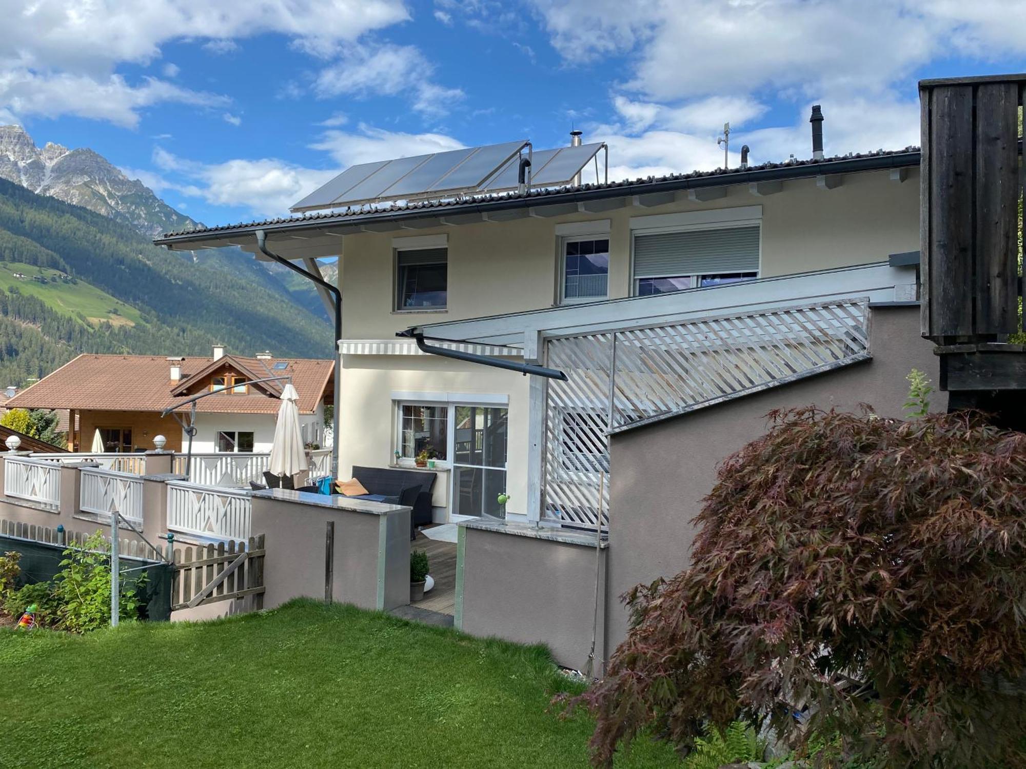 Ferien Haus - Ferienwohnung Lorena Neustift im Stubaital Ngoại thất bức ảnh